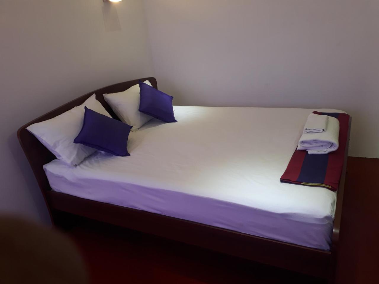 Brinthavanam Days Inn Dżafna Zewnętrze zdjęcie
